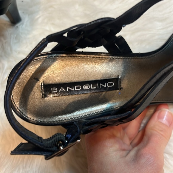Bandolino black strappy size 9 heals - Picture 6 of 10